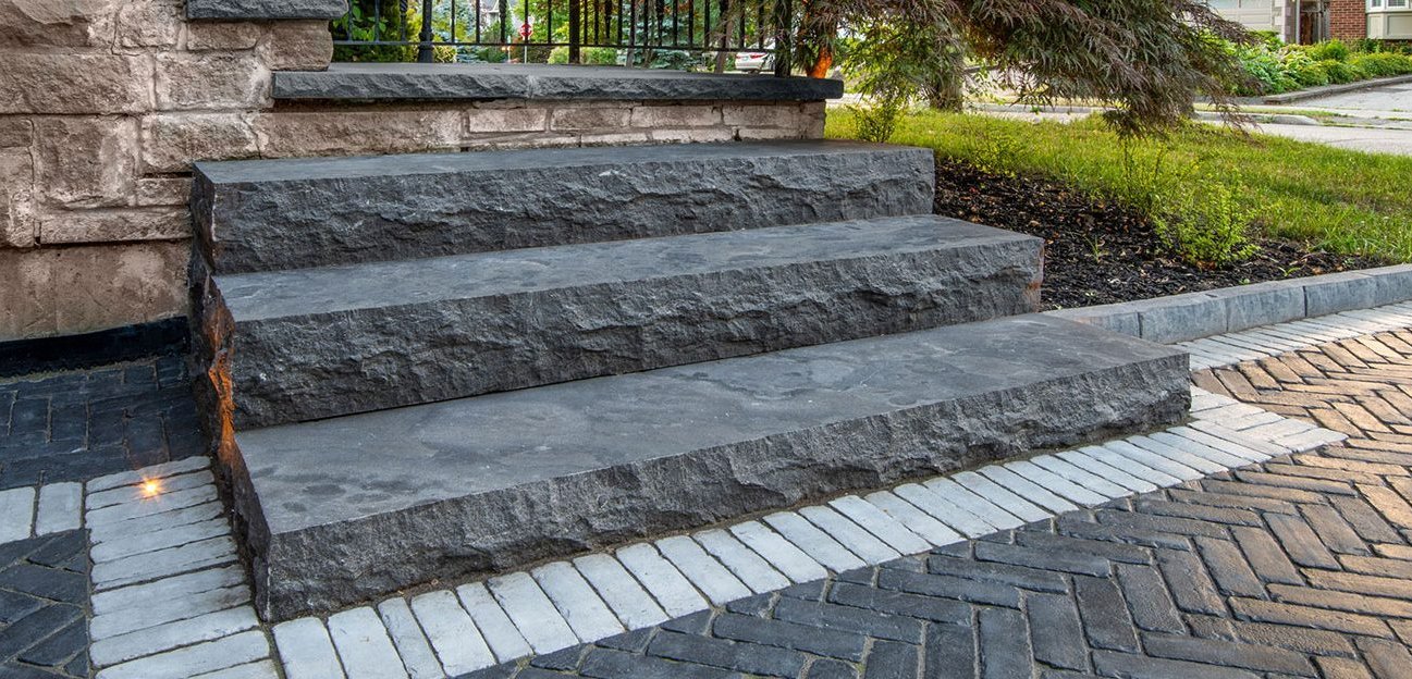 Stone hardscape build